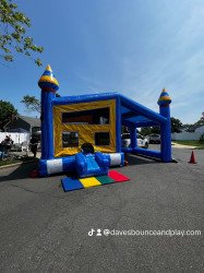 28F155B1 ACBA 45DA B6CA 3762DF8D3E72 1716750251 (24) Bounce House with Canopy