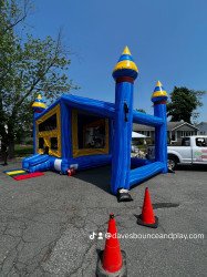 94DA8896 EE25 454F BF1F DE49CD539A24 1716750252 (24) Bounce House with Canopy