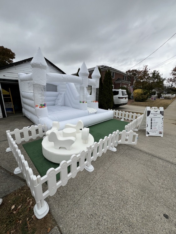 WHITE BOUNCE HOUSE AND CAROUSEL PACKAGE