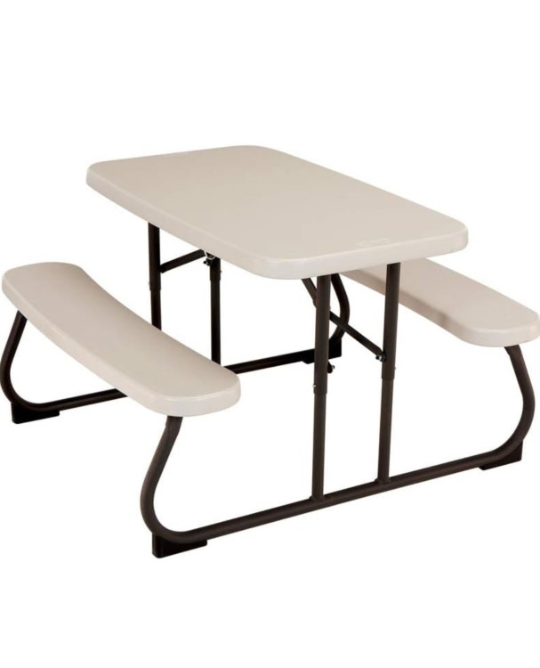 Kids picnic table and chairs